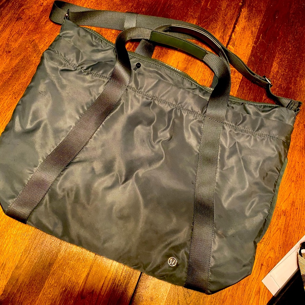 Lululemon Weekend Bag